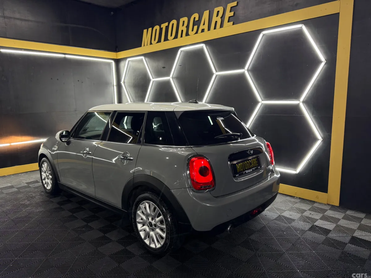 Mini Cooper Hatchback, Diesel, 2016, Grey