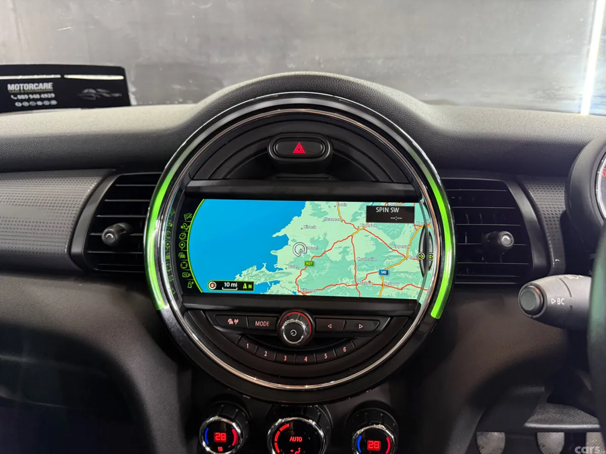 Mini Cooper Hatchback, Diesel, 2016, Grey