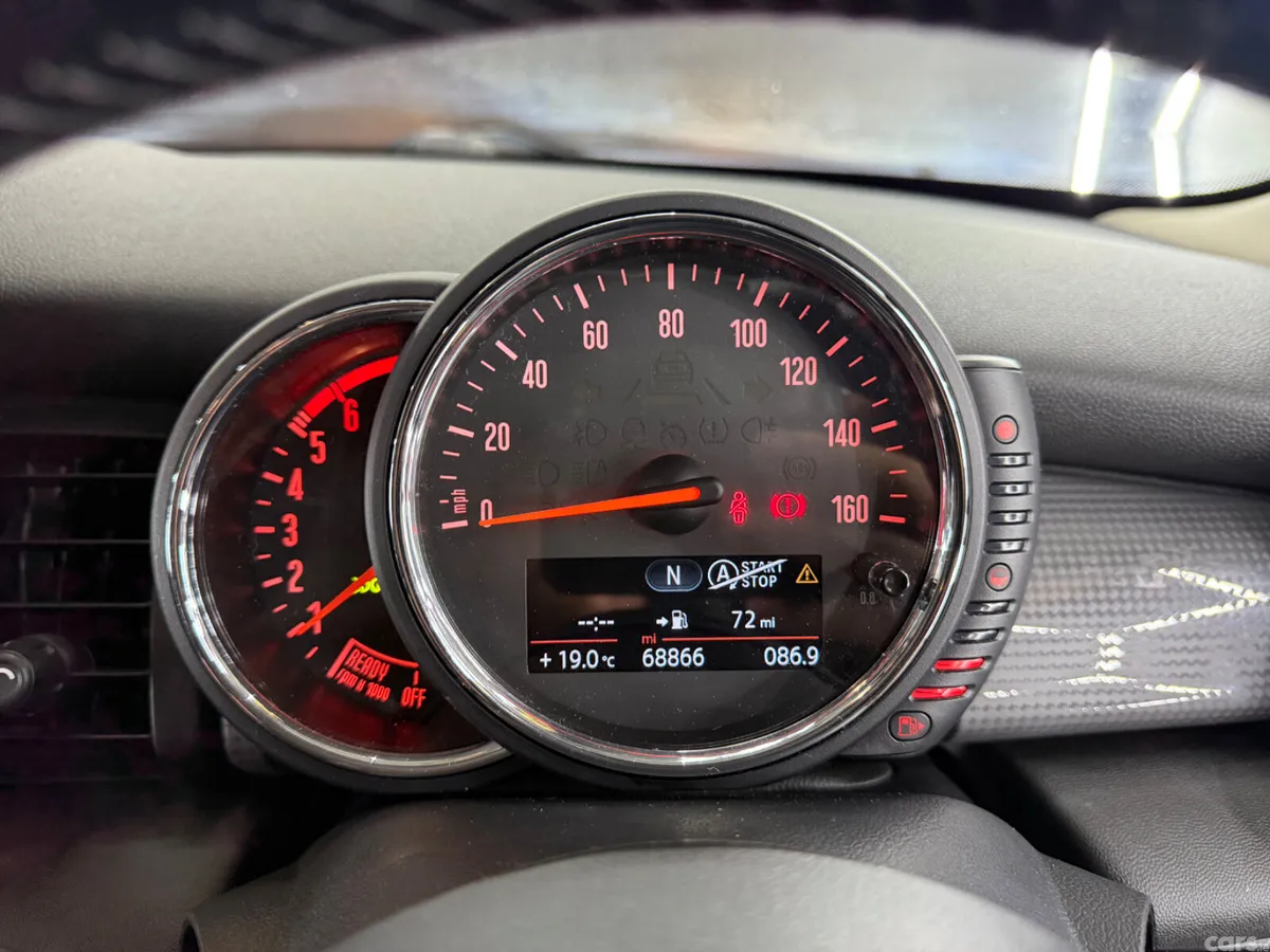 Mini Cooper Hatchback, Diesel, 2016, Grey
