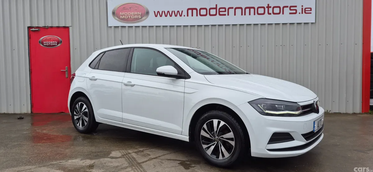 Volkswagen Polo Hatchback, Petrol, 2021, White