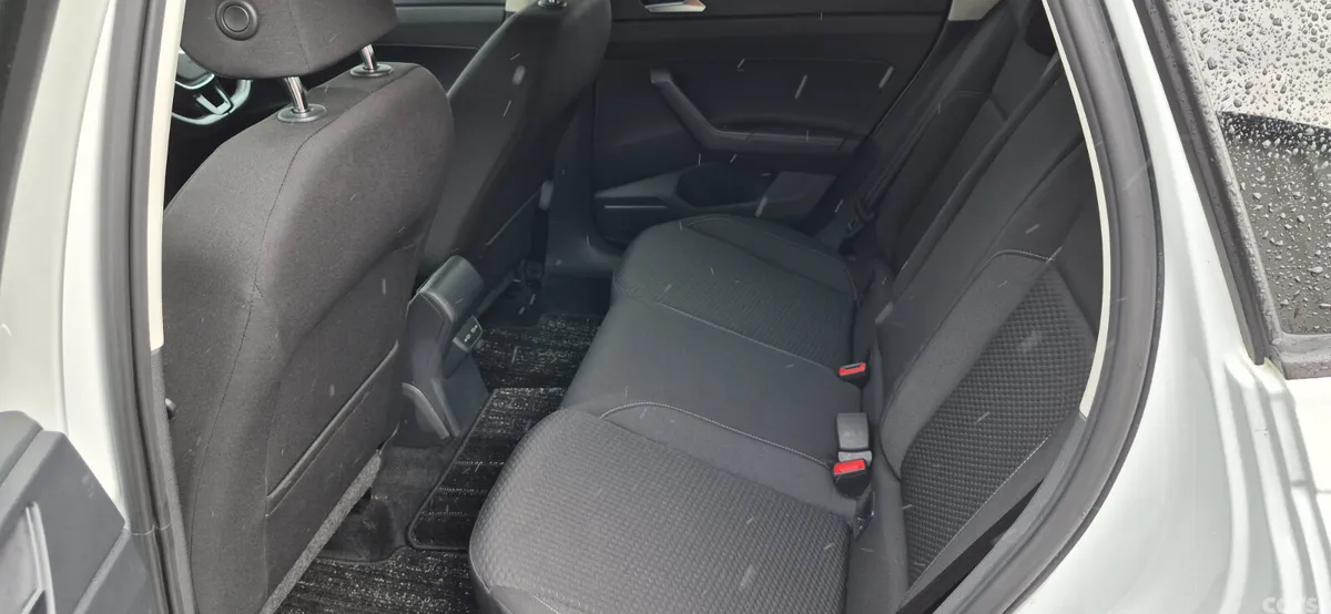 Volkswagen Polo Hatchback, Petrol, 2021, White