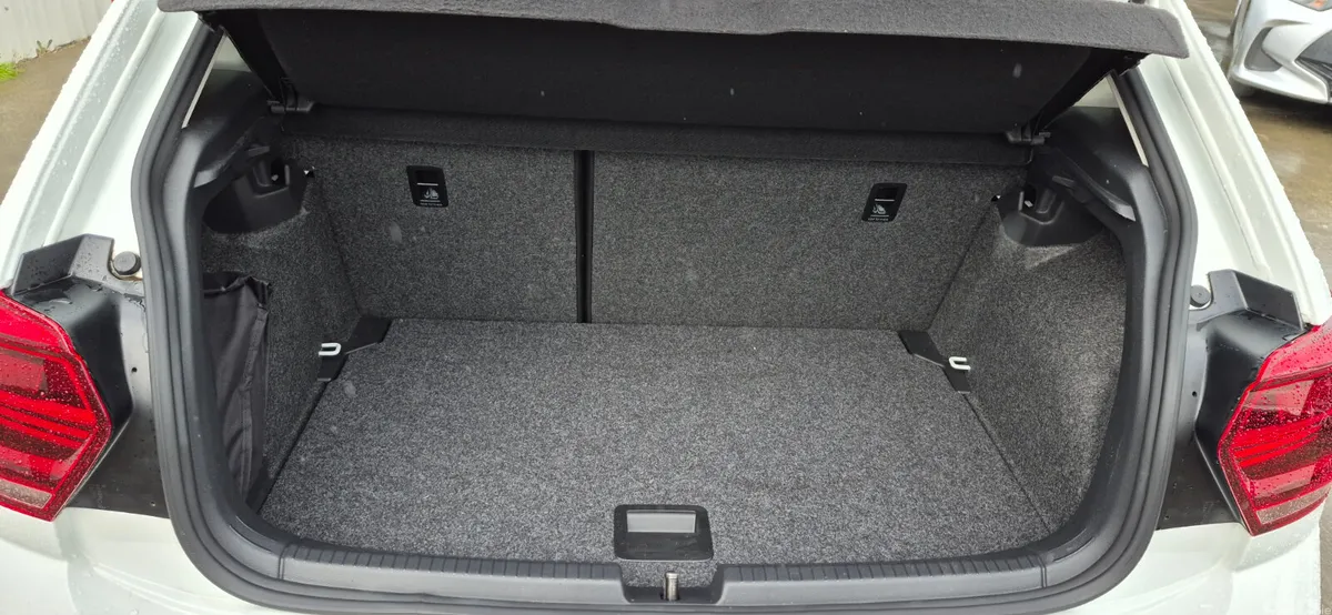 Volkswagen Polo Hatchback, Petrol, 2021, White
