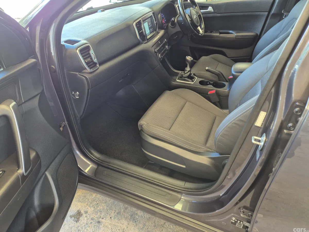 Kia Sportage SUV, Diesel, 2017, Silver