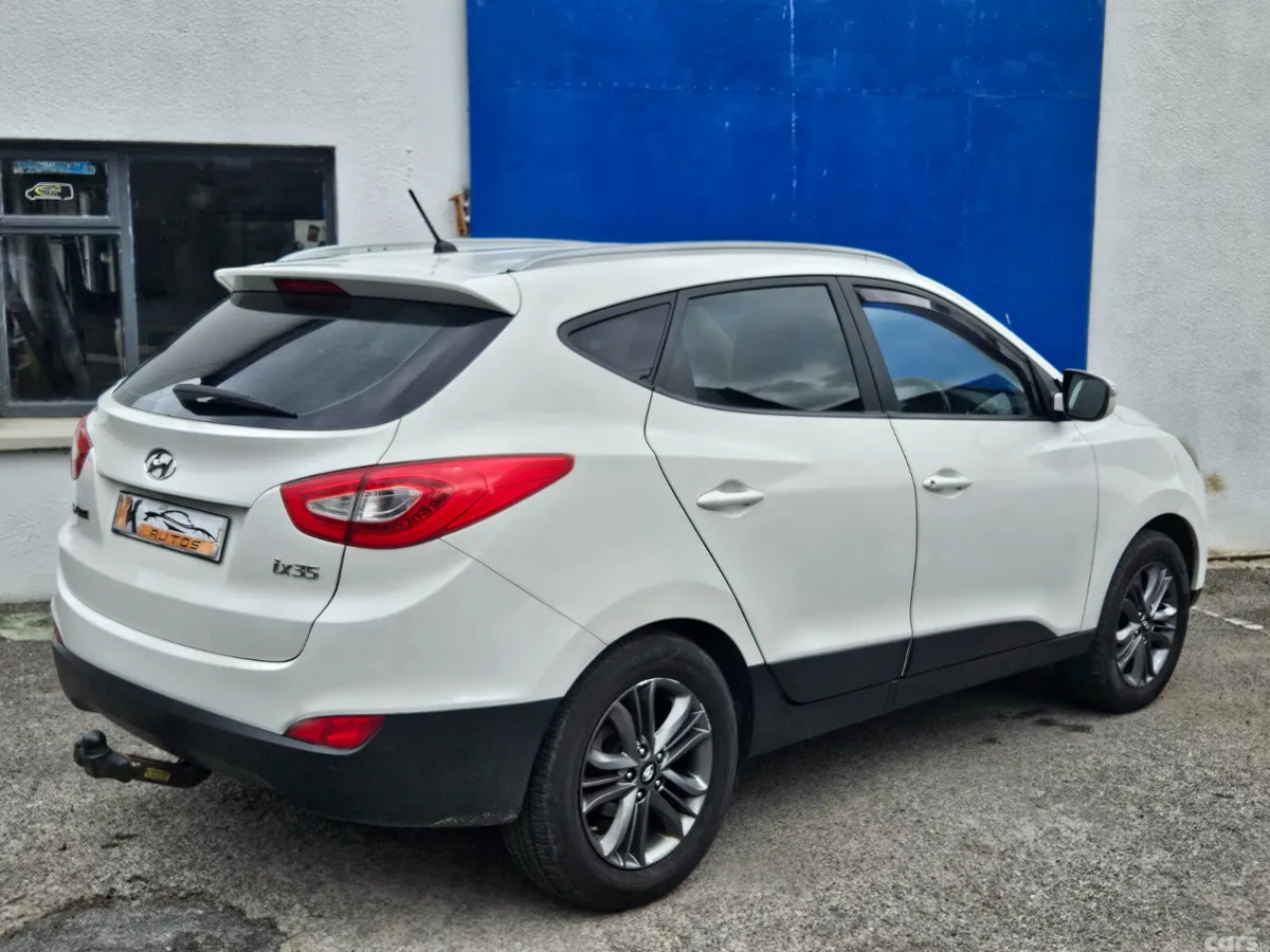 Hyundai ix35 SUV, Diesel, 2015, White