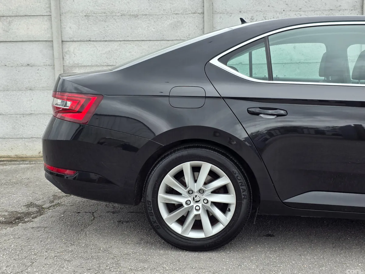 Skoda Superb Saloon, Diesel, 2017, Black