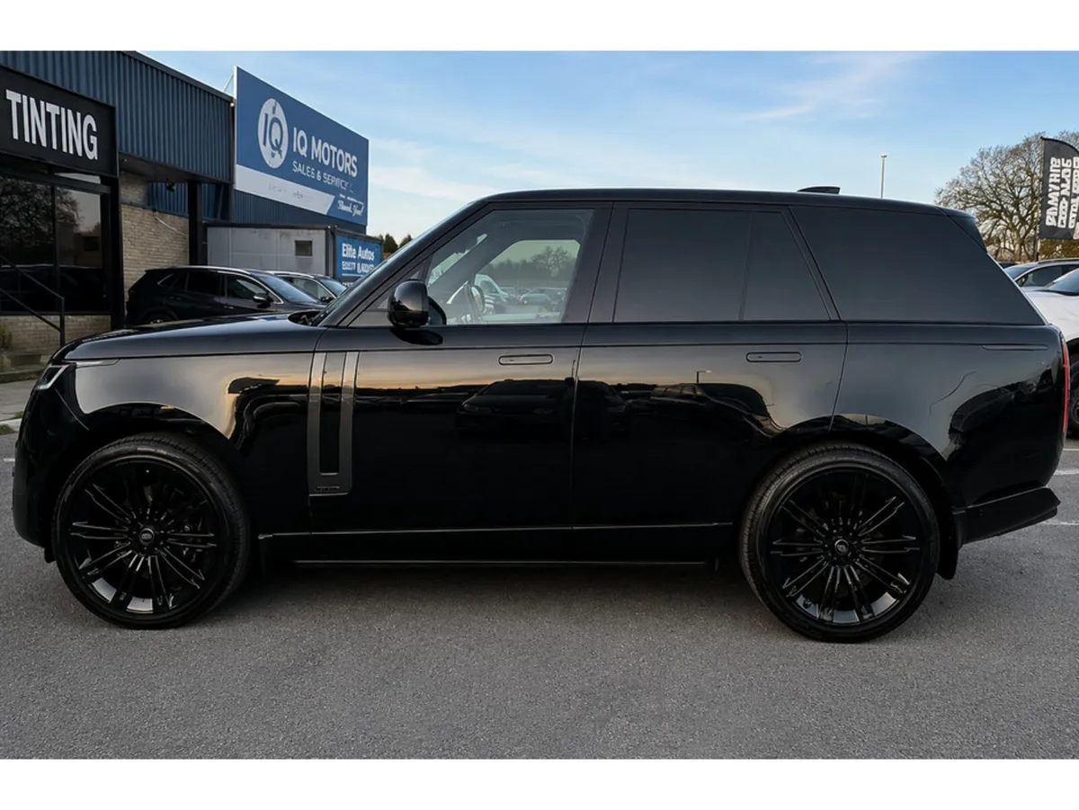 Land Rover Range Rover SUV, Diesel Hybrid, 2024, Black