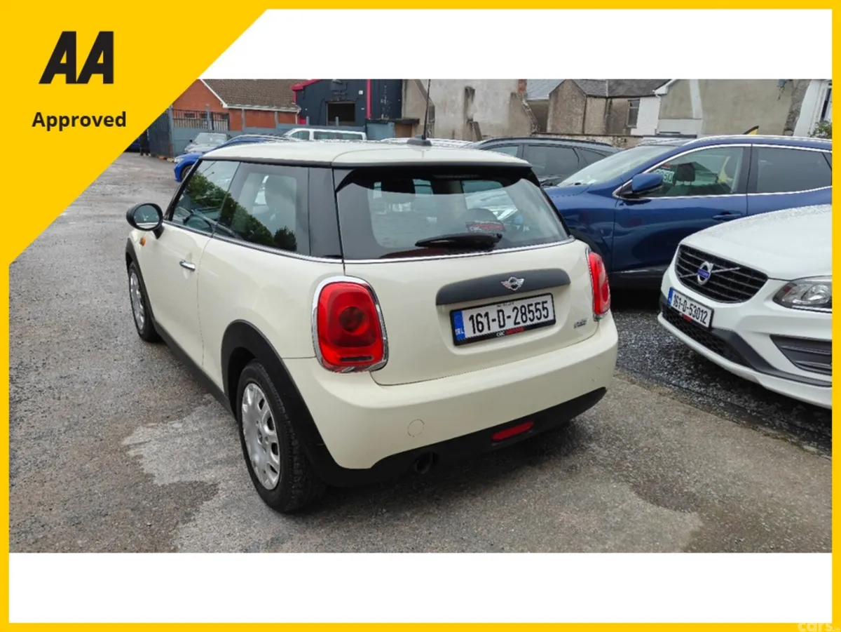 Mini Cooper Hatchback, Petrol, 2016, White