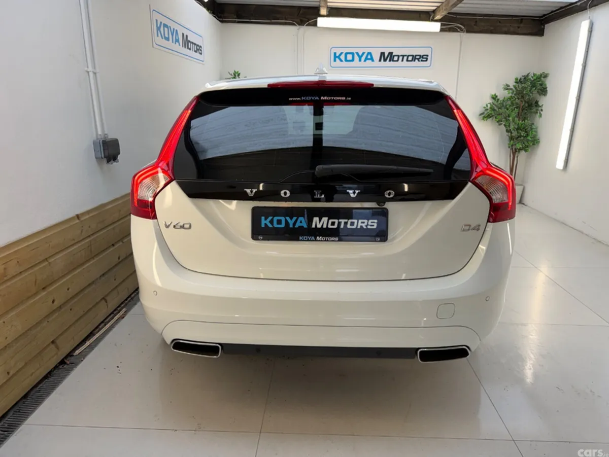 Volvo V60 Estate, Diesel, 2018, White