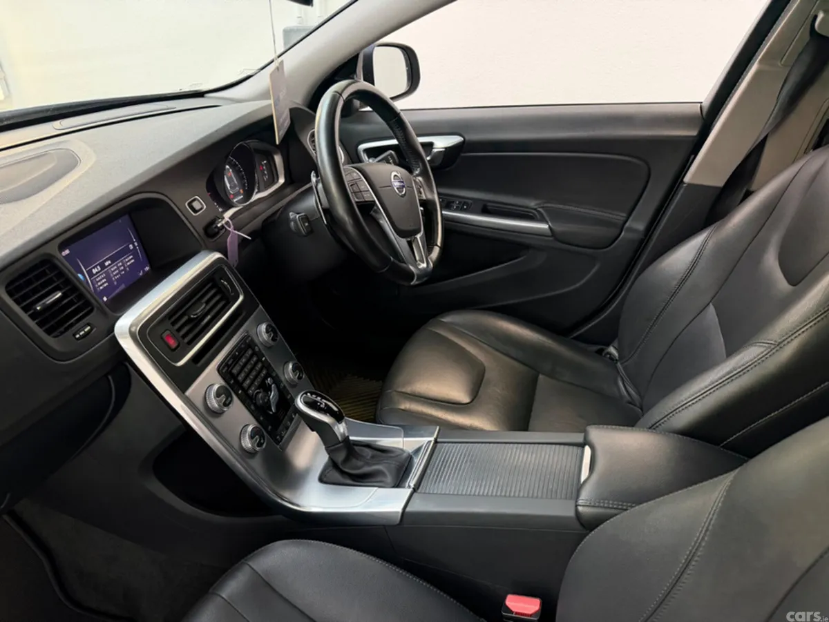 Volvo V60 Estate, Diesel, 2018, White