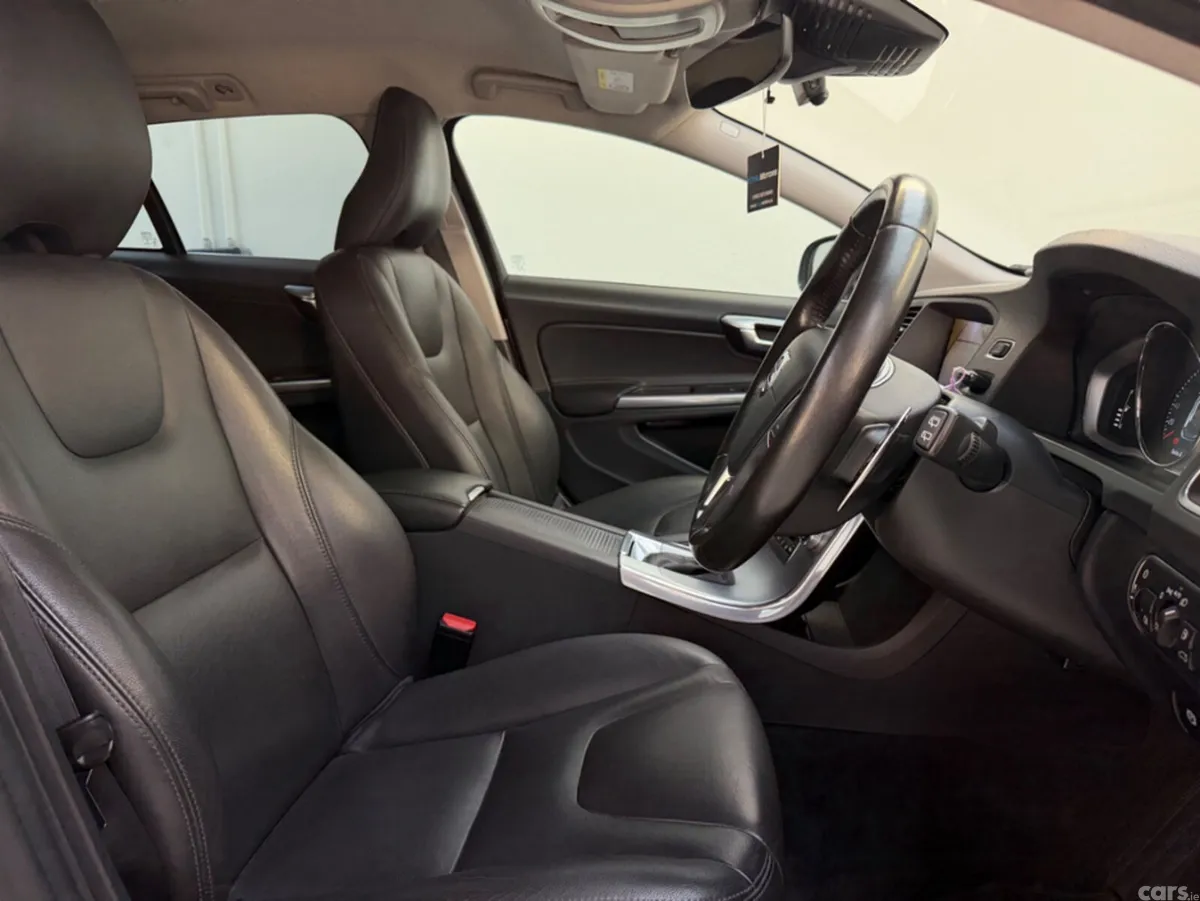 Volvo V60 Estate, Diesel, 2018, White