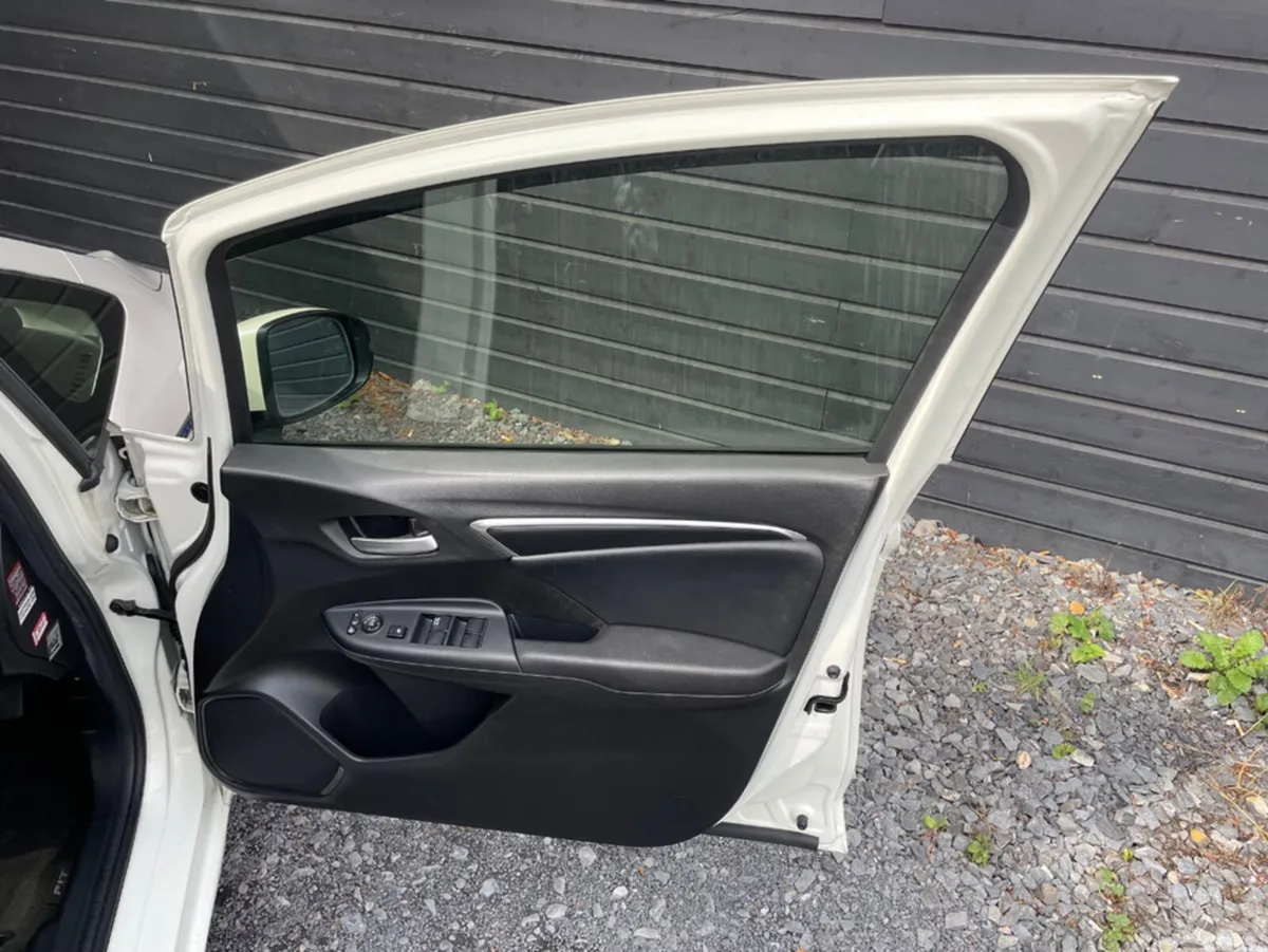 Honda Fit Hatchback, Petrol Hybrid, 2013, White