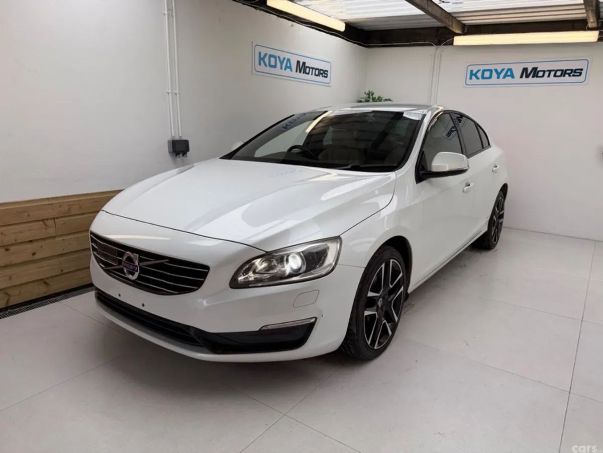 Volvo S60 Saloon, Diesel, 2017, White