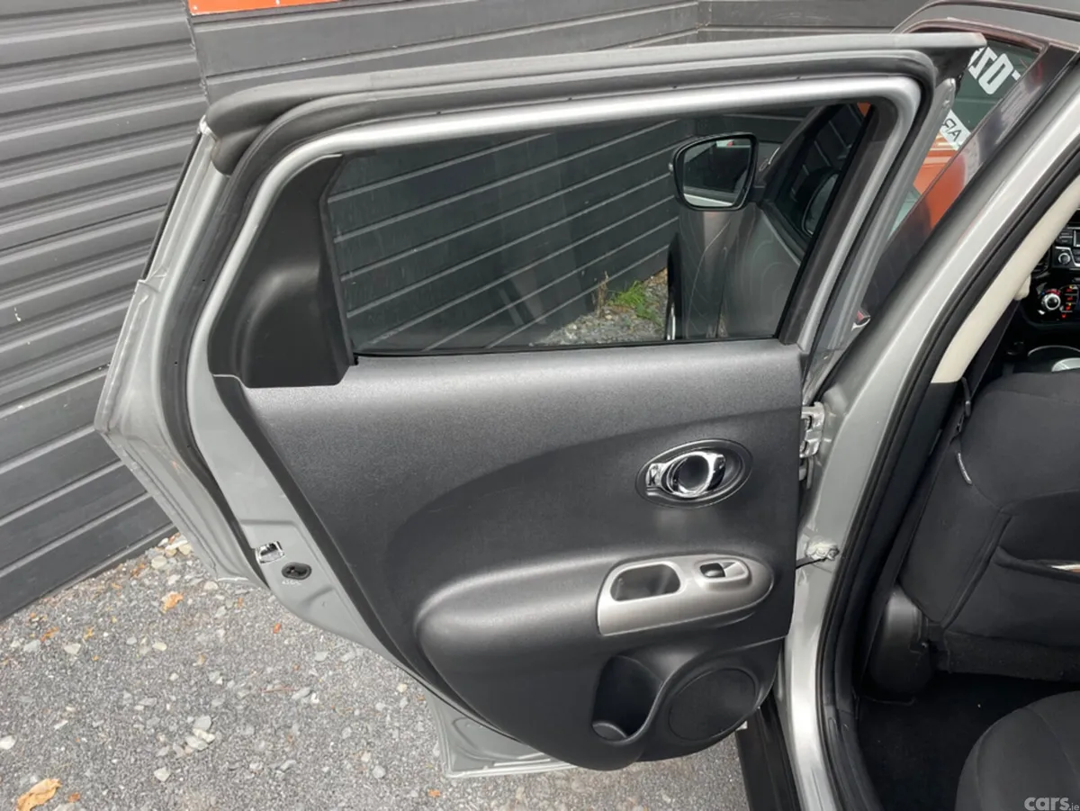 Nissan Juke MPV, Petrol, 2016, Silver