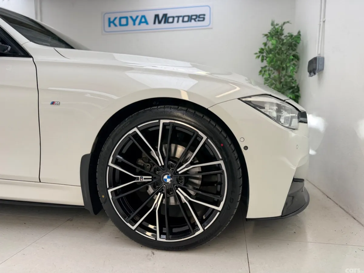 BMW 3-Series Saloon, Diesel, 2017, White