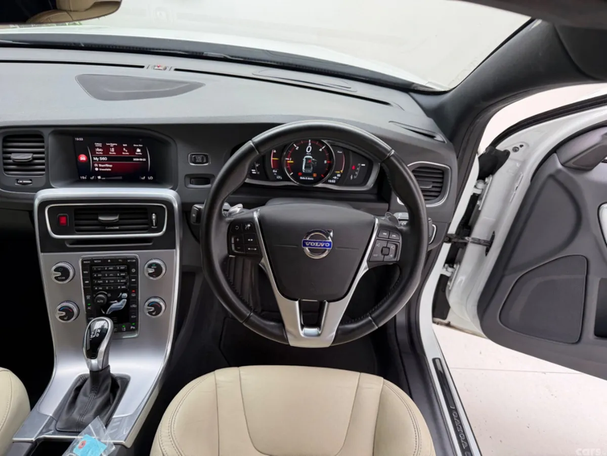 Volvo S60 Saloon, Diesel, 2017, White