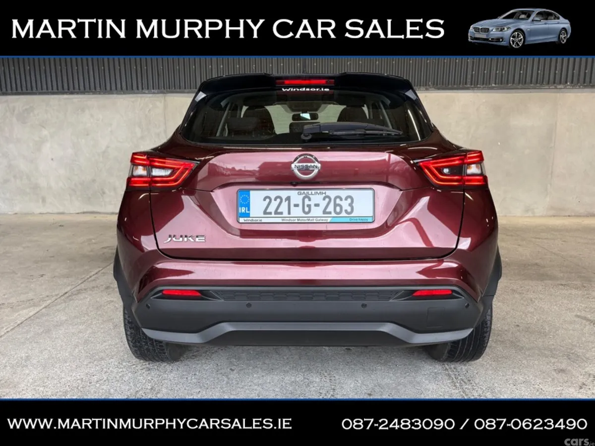 Nissan Juke MPV, Petrol, 2022, Red