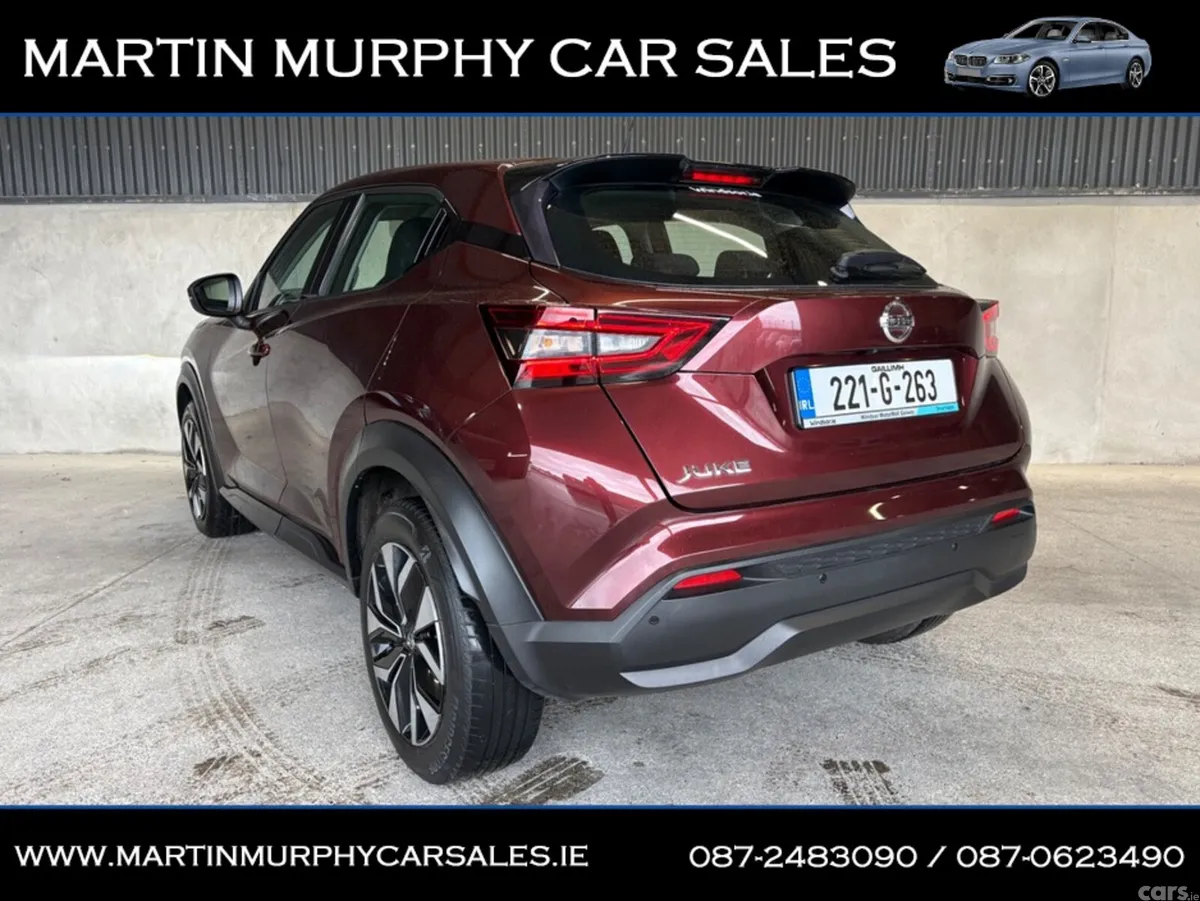 Nissan Juke MPV, Petrol, 2022, Red