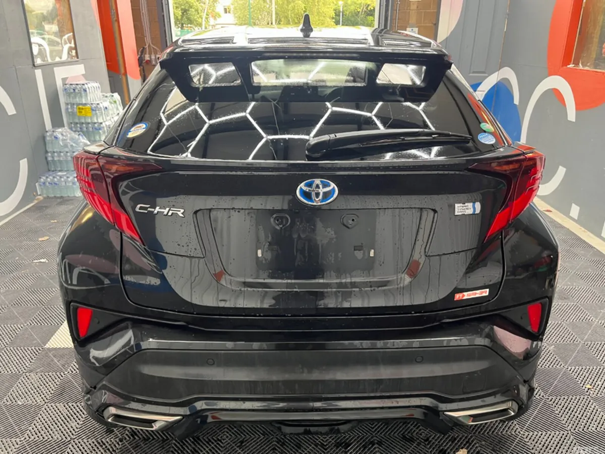 Toyota C-HR SUV, Petrol Hybrid, 2021, Black