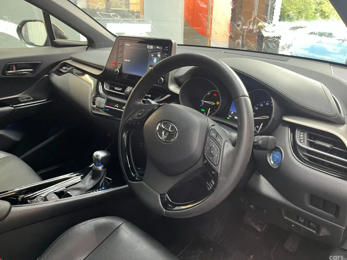 Toyota C-HR SUV, Petrol Hybrid, 2021, Black