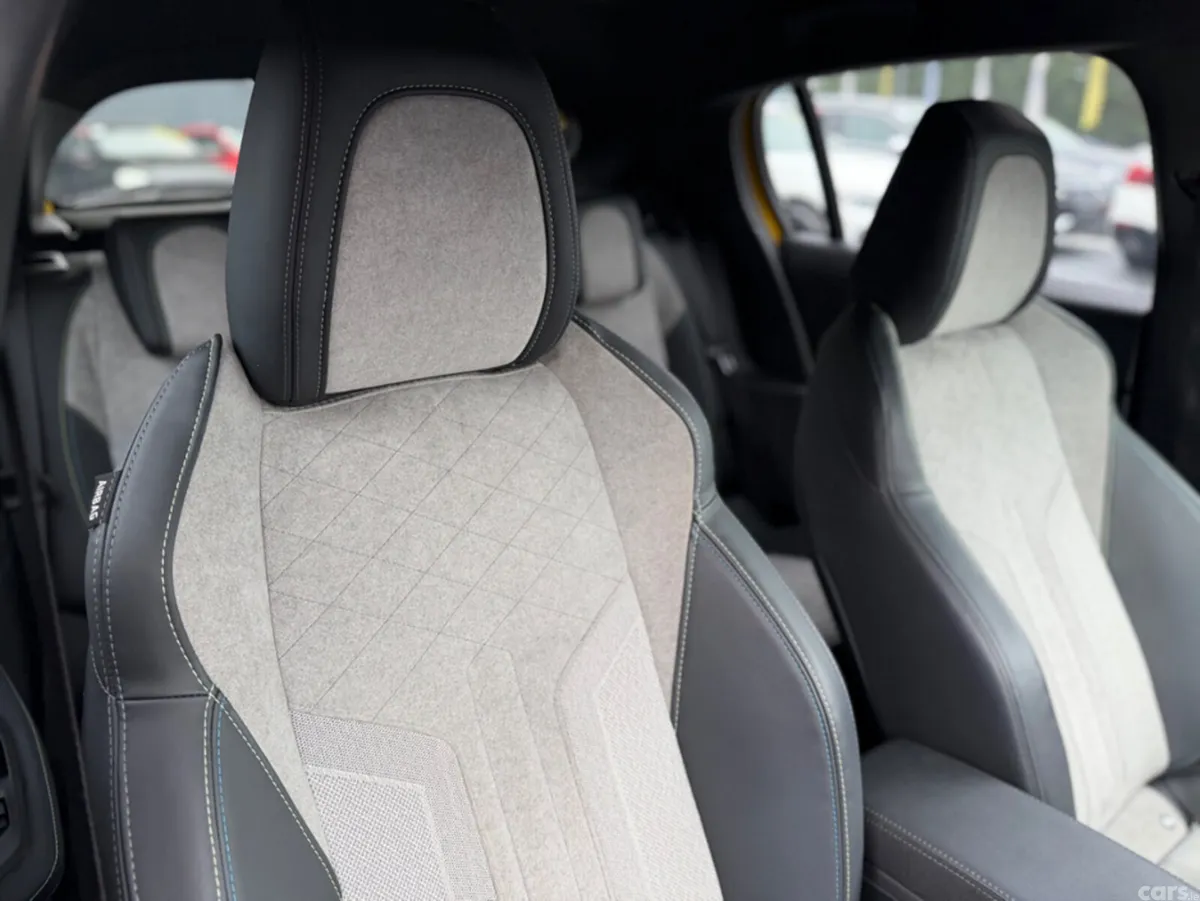 Peugeot 208 Hatchback, Petrol, 2020, Yellow