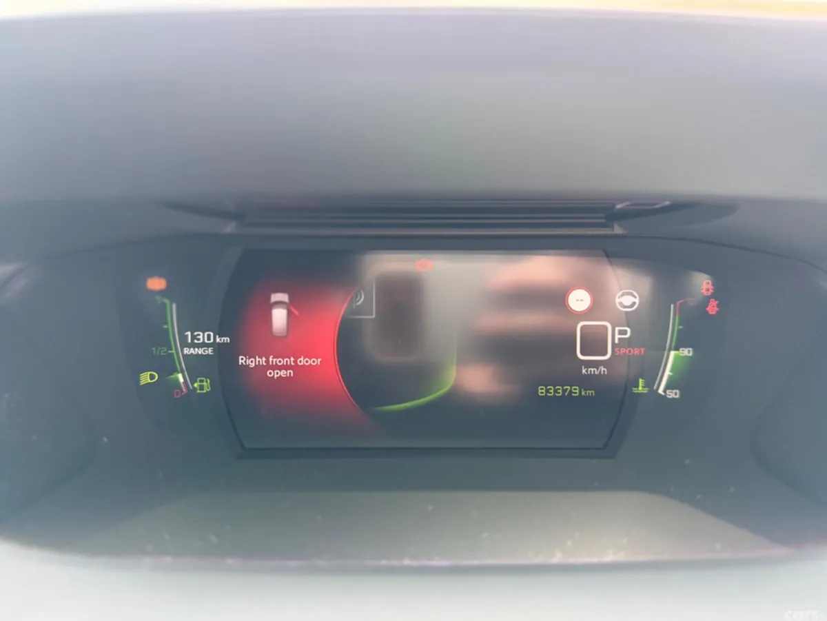 Peugeot 208 Hatchback, Petrol, 2020, Yellow