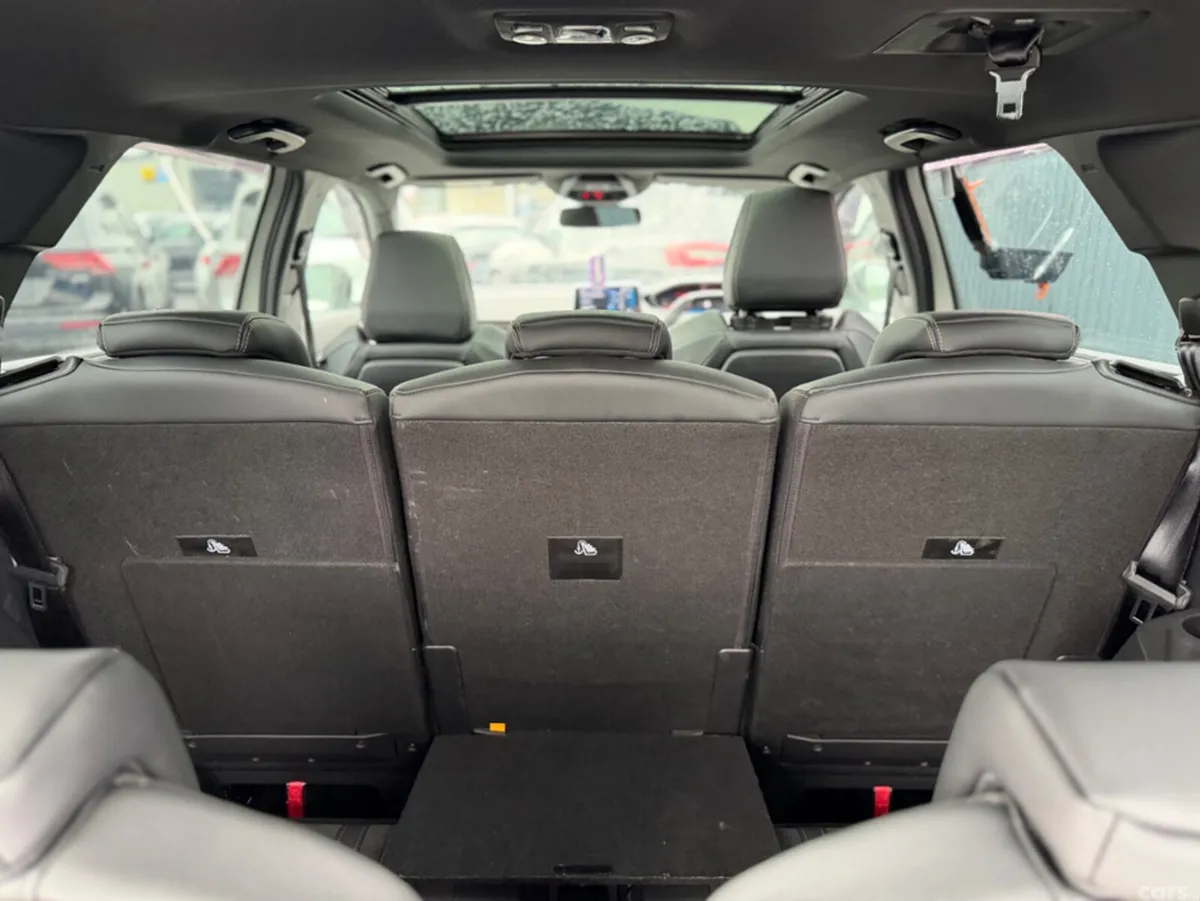 Peugeot 5008 SUV, Diesel, 2021, White
