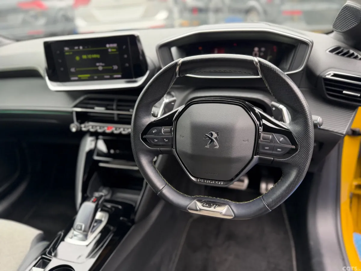 Peugeot 208 Hatchback, Petrol, 2020, Yellow