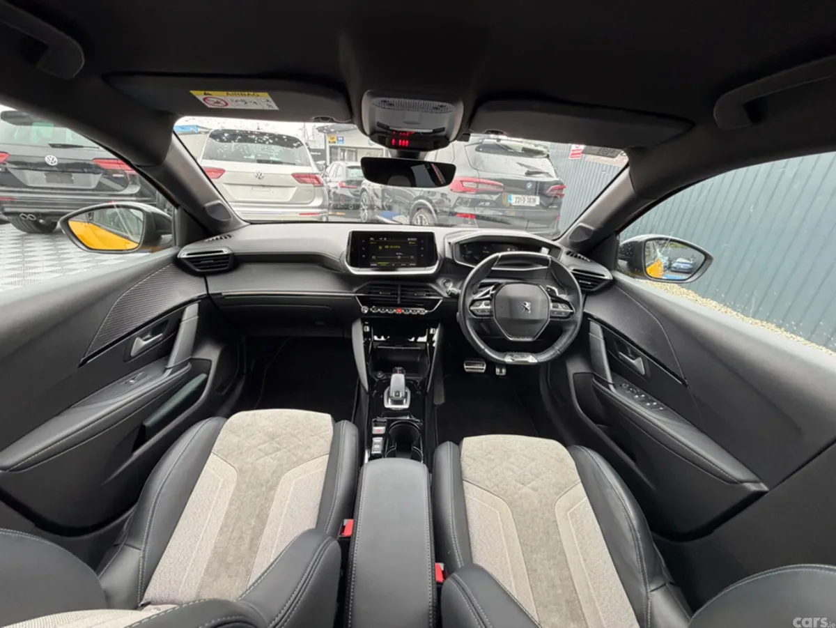 Peugeot 208 Hatchback, Petrol, 2020, Yellow
