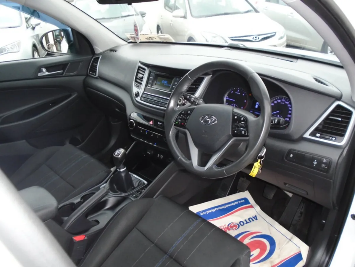 Hyundai Tucson MPV, Diesel, 2016, White