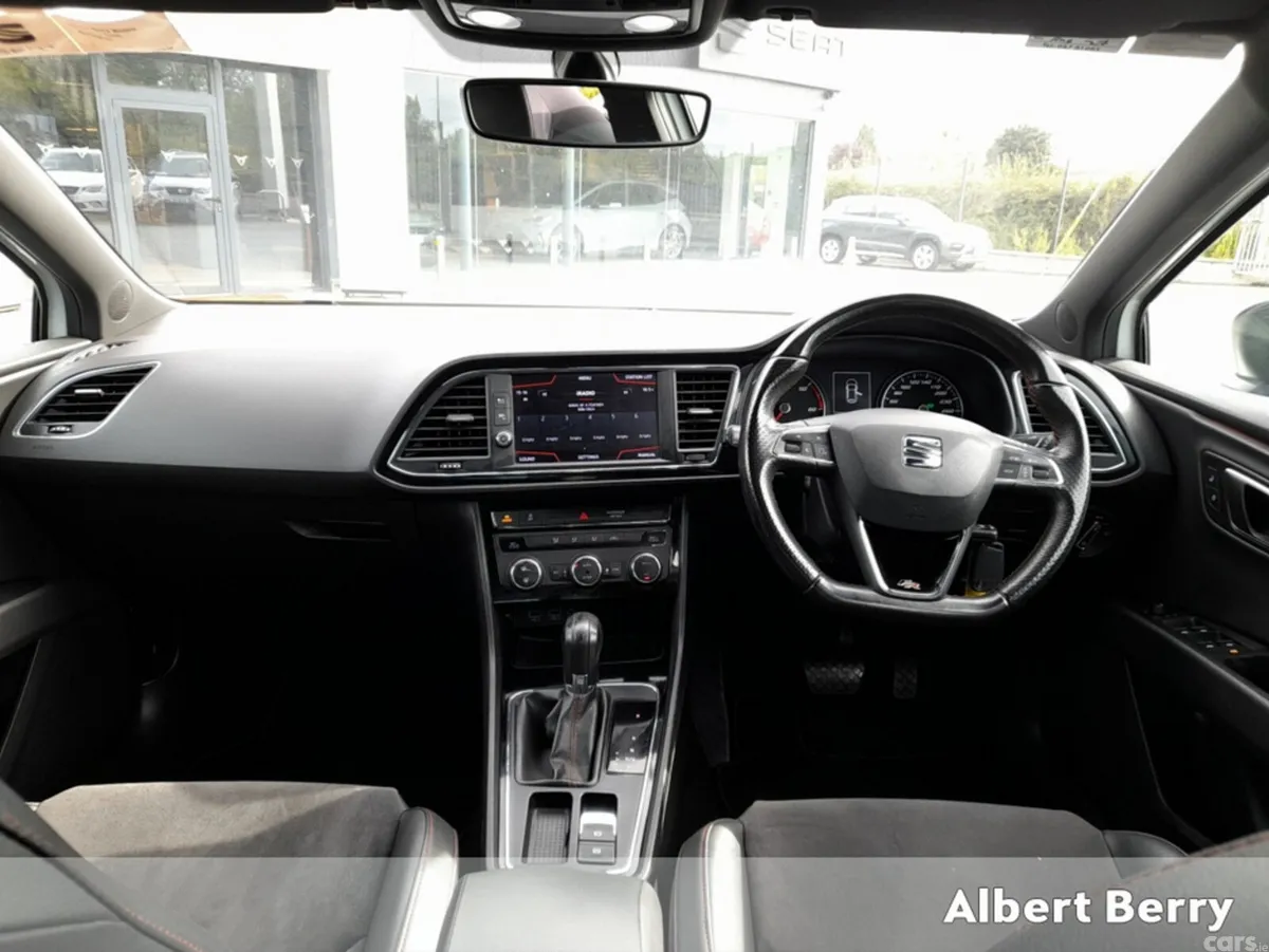 SEAT Leon Hatchback, Diesel, 2020, White