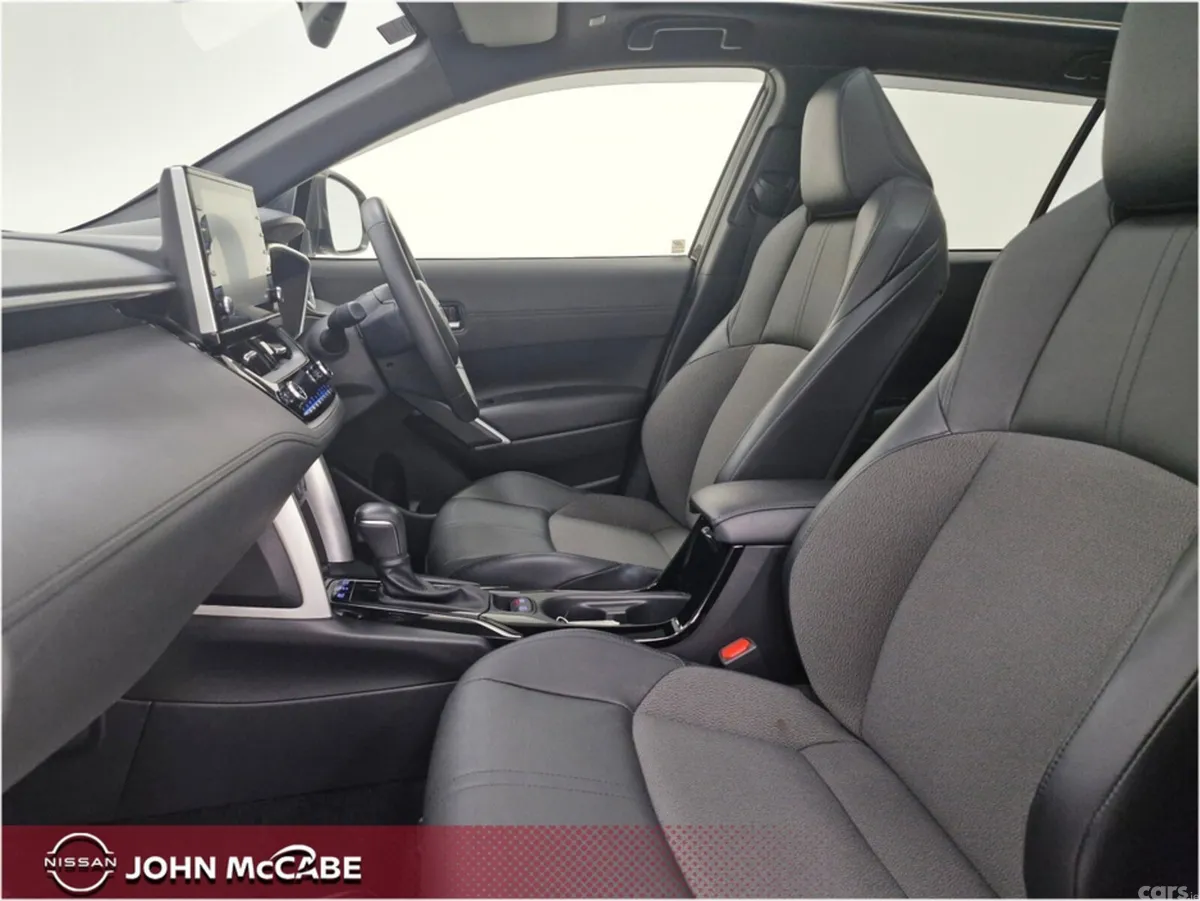 Toyota Corolla Cross SUV, Petrol Hybrid, 2023, Black