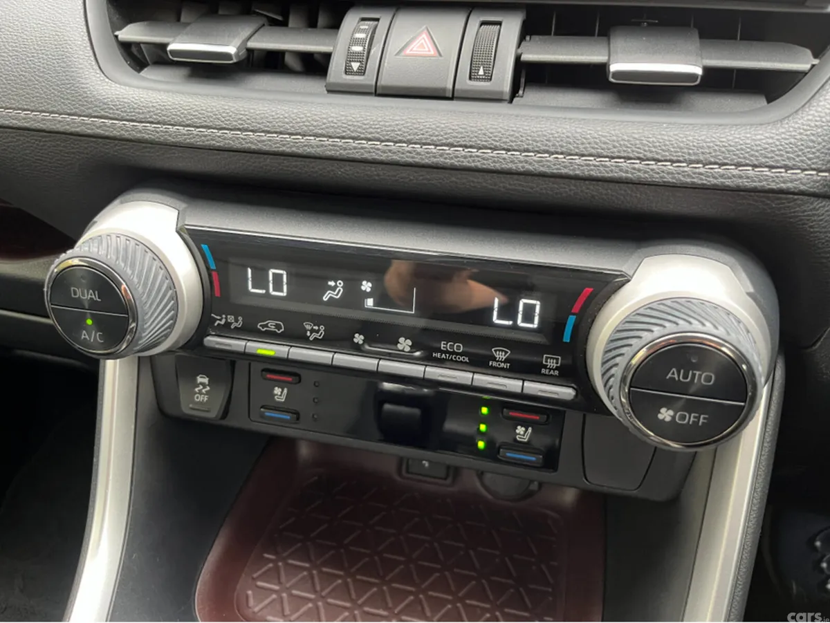 Toyota RAV4 SUV, Petrol Hybrid, 2022, White