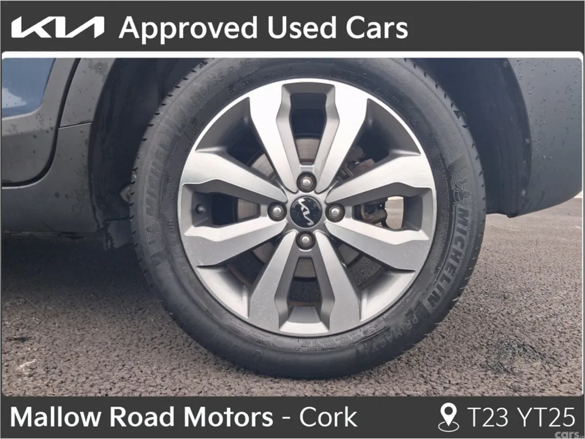 Kia Stonic SUV, Petrol, 2024, Blue