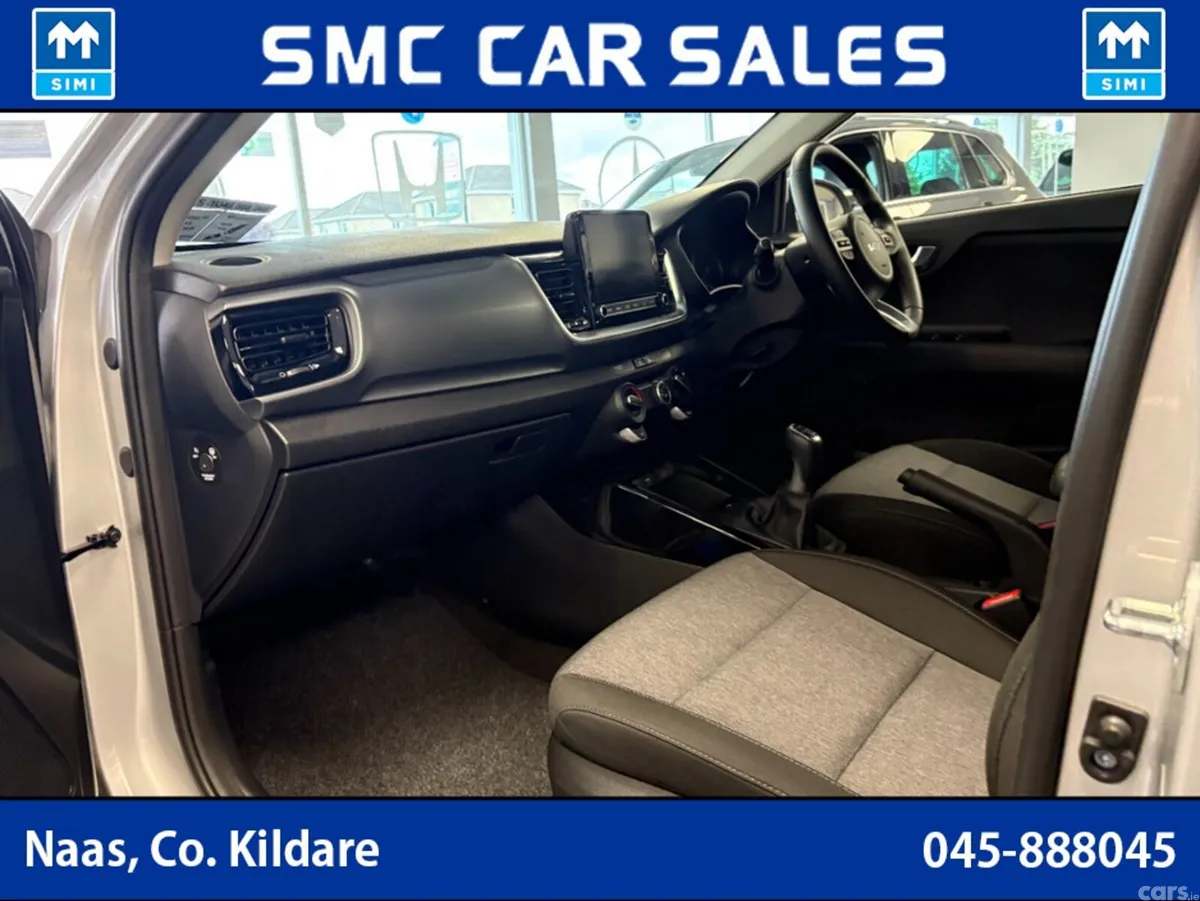 Kia Stonic SUV, Petrol, 2024, Grey