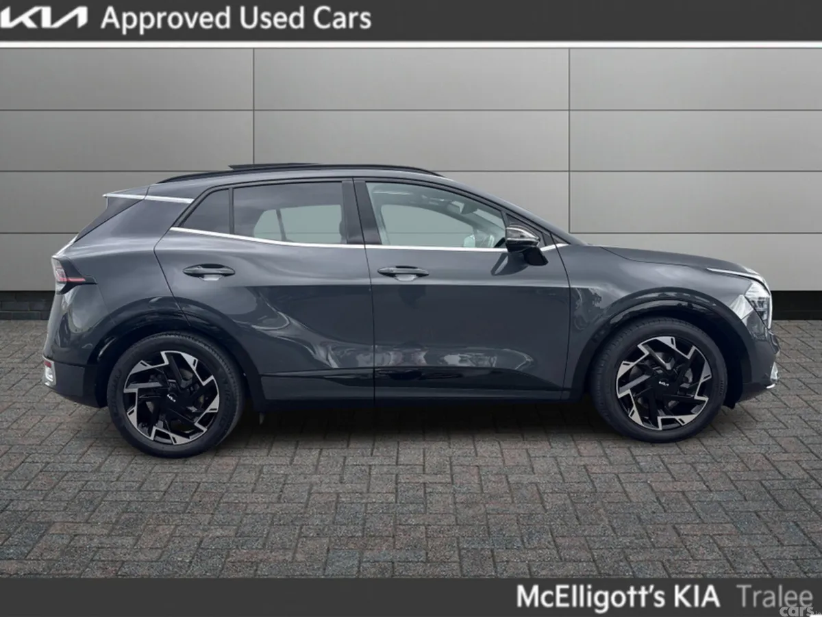 Kia Sportage MPV, Diesel Hybrid, 2023, Grey