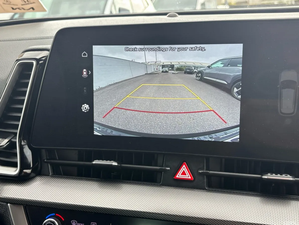 Kia Sportage MPV, Diesel Hybrid, 2023, Grey