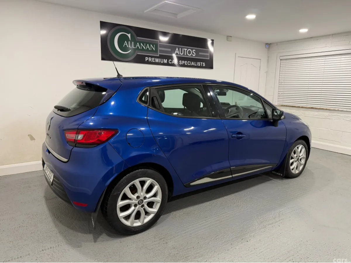 Renault Clio Hatchback, Petrol, 2018, Blue