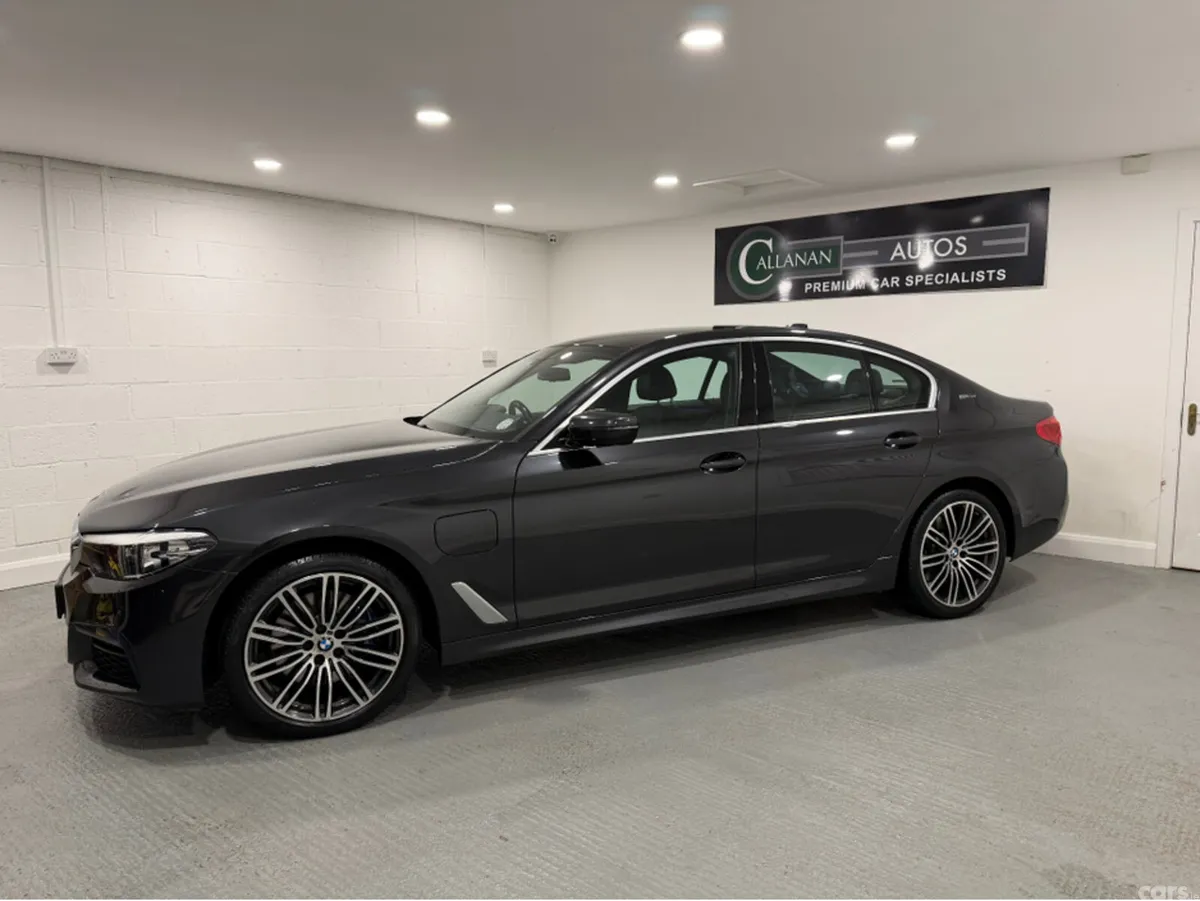 BMW 5-Series Saloon, Petrol Plug-in Hybrid, 2018, Grey