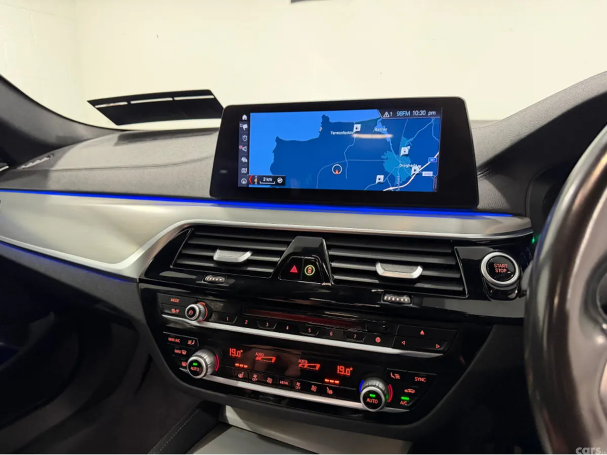 BMW 5-Series Saloon, Petrol Plug-in Hybrid, 2018, Grey