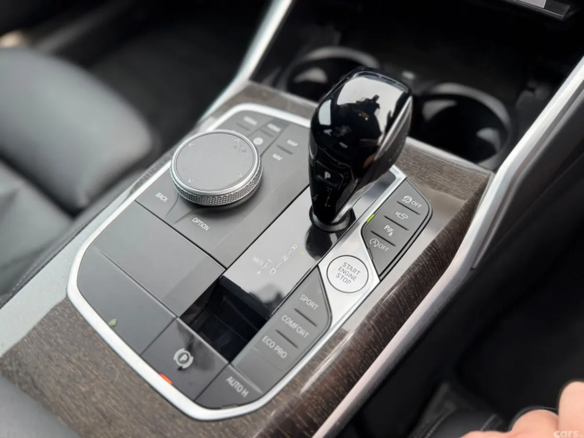 BMW 3-Series Saloon, Petrol, 2021, White