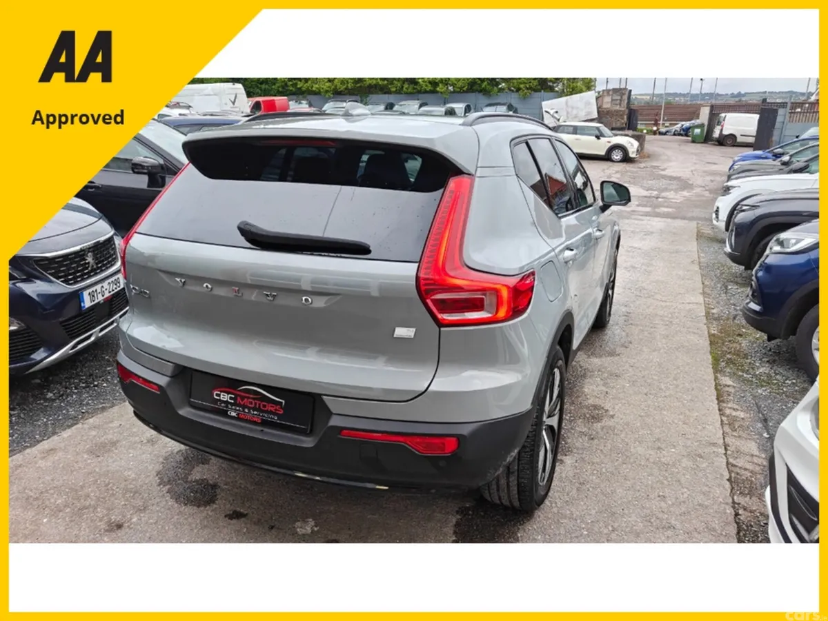Volvo XC40 SUV, Petrol Plug-in Hybrid, 2023, Grey