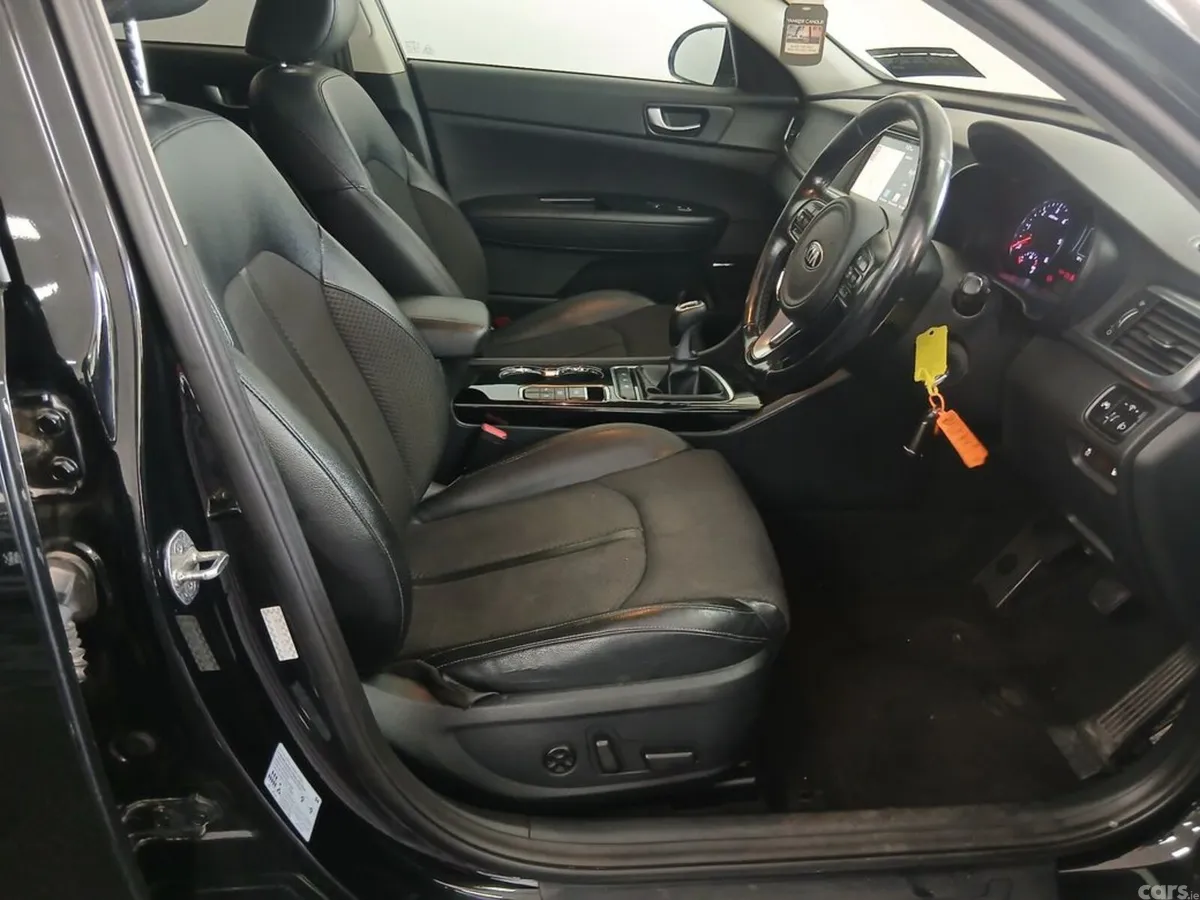 Kia Optima Estate, Diesel, 2018, Black