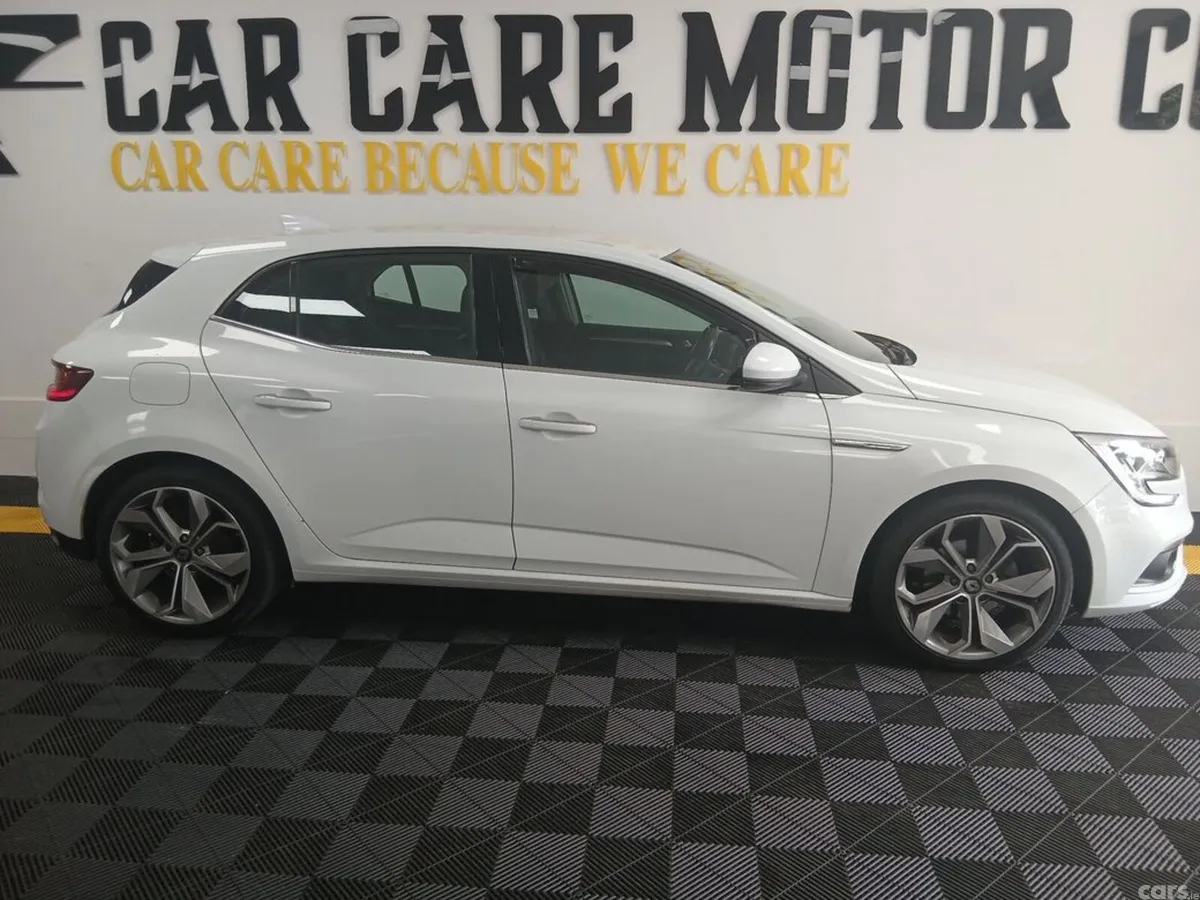 Renault Megane Hatchback, Diesel, 2017, White