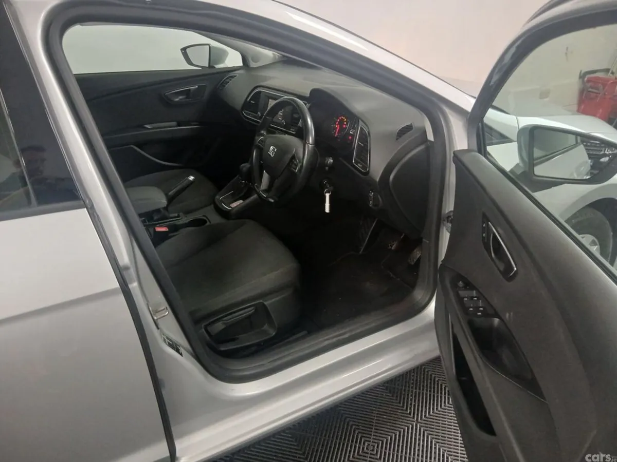 SEAT Leon Estate, Petrol, 2016, Silver