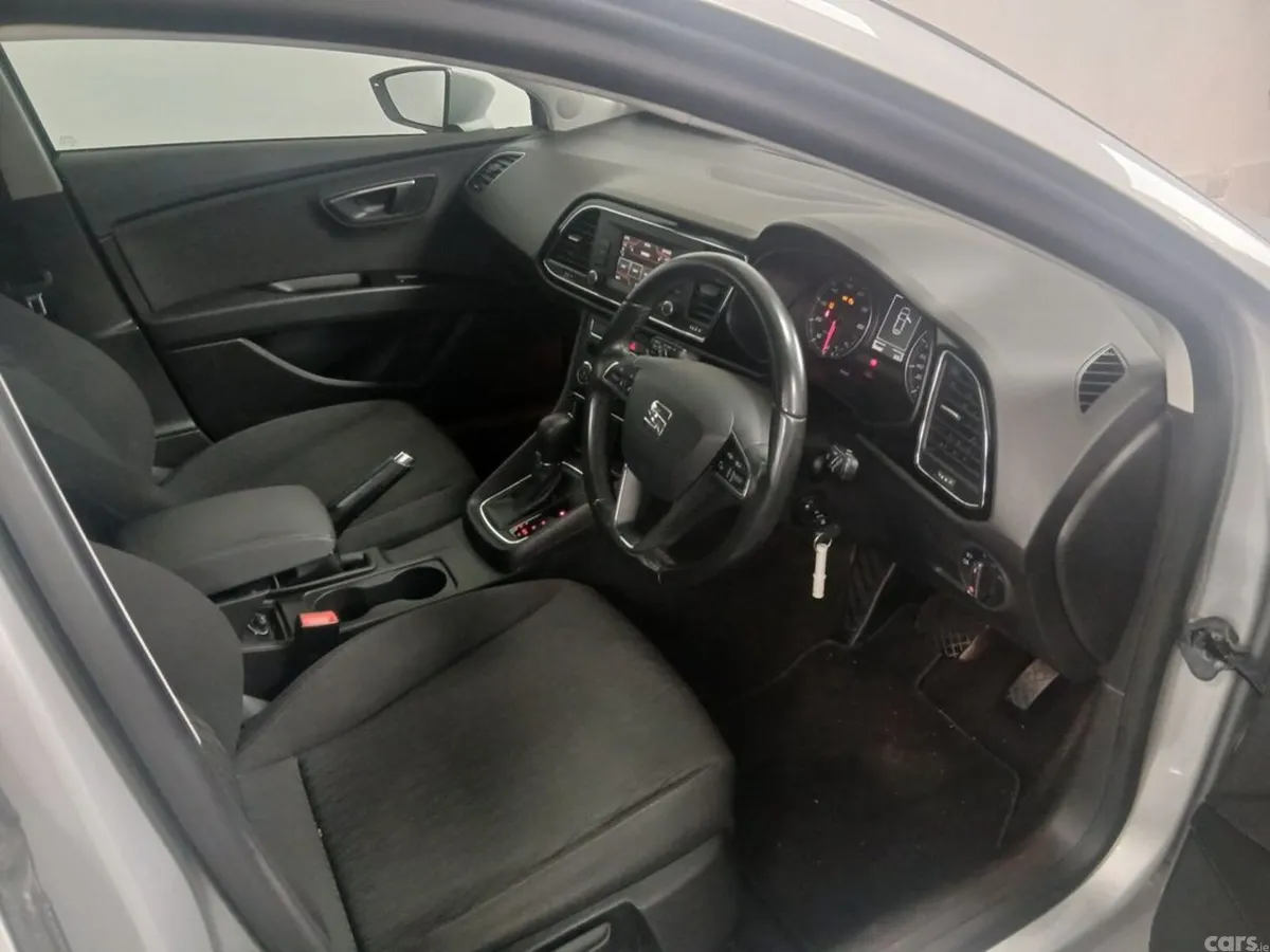 SEAT Leon Estate, Petrol, 2016, Silver