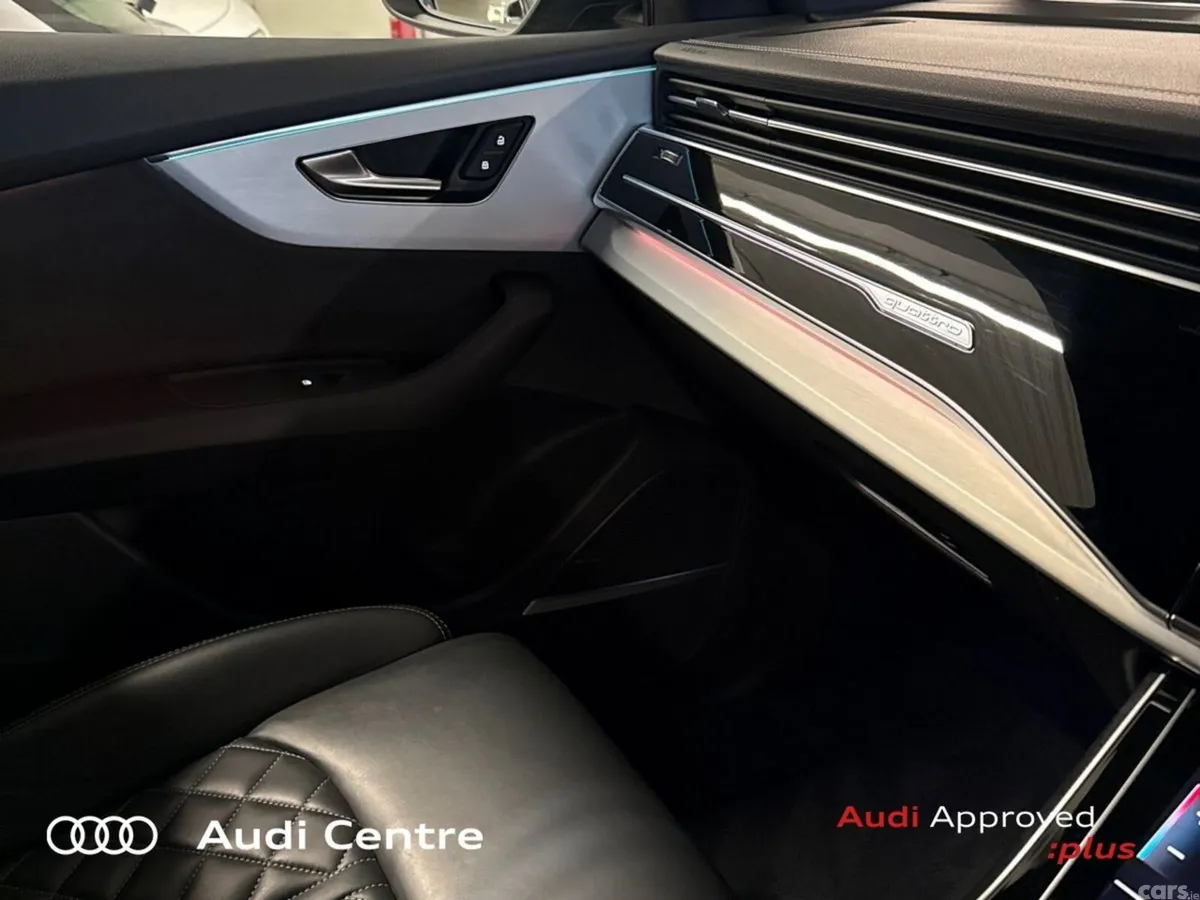 Audi Q8 Hatchback, Petrol Plug-in Hybrid, 2025, Grey