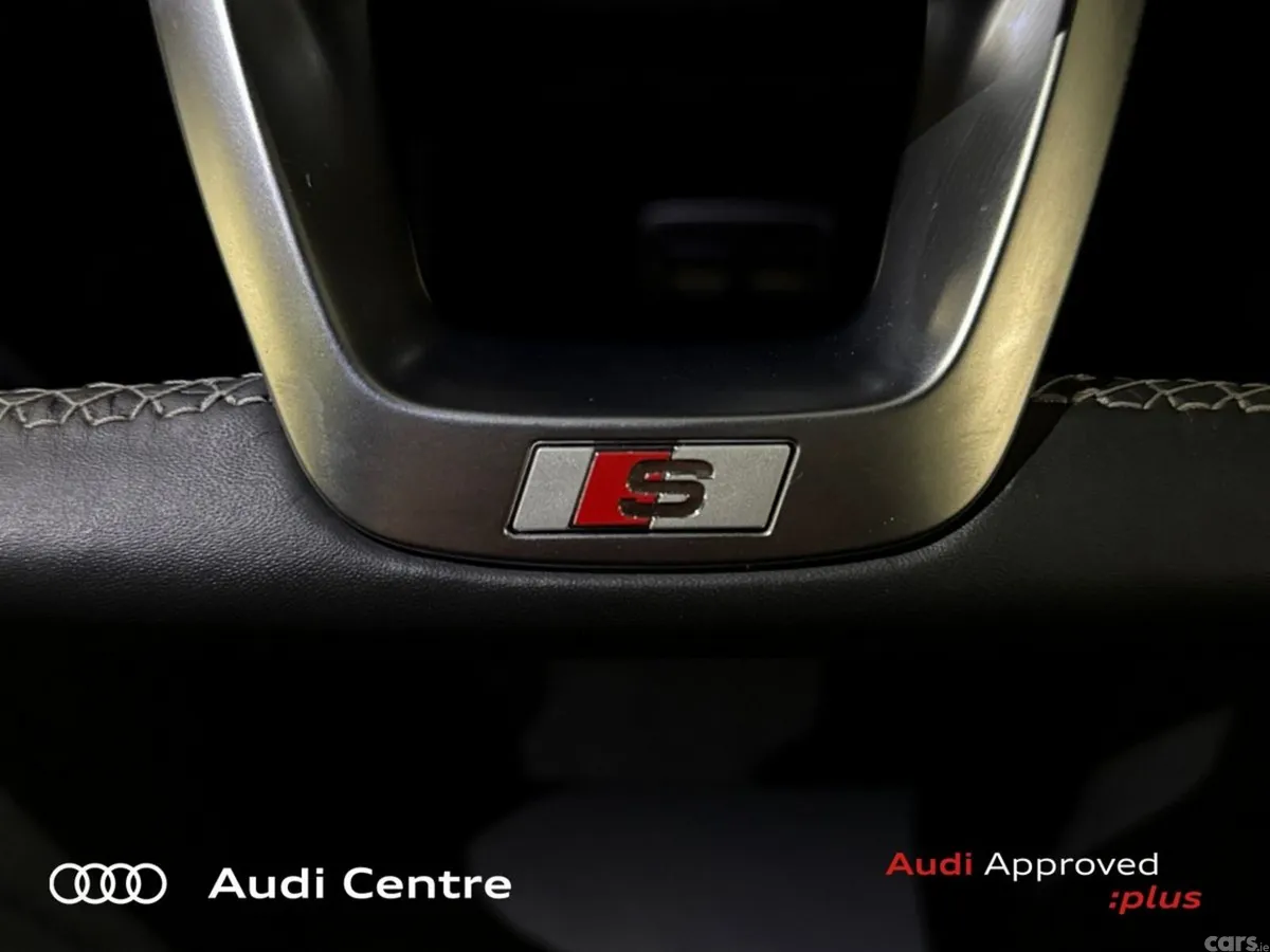 Audi Q8 Hatchback, Petrol Plug-in Hybrid, 2025, Grey