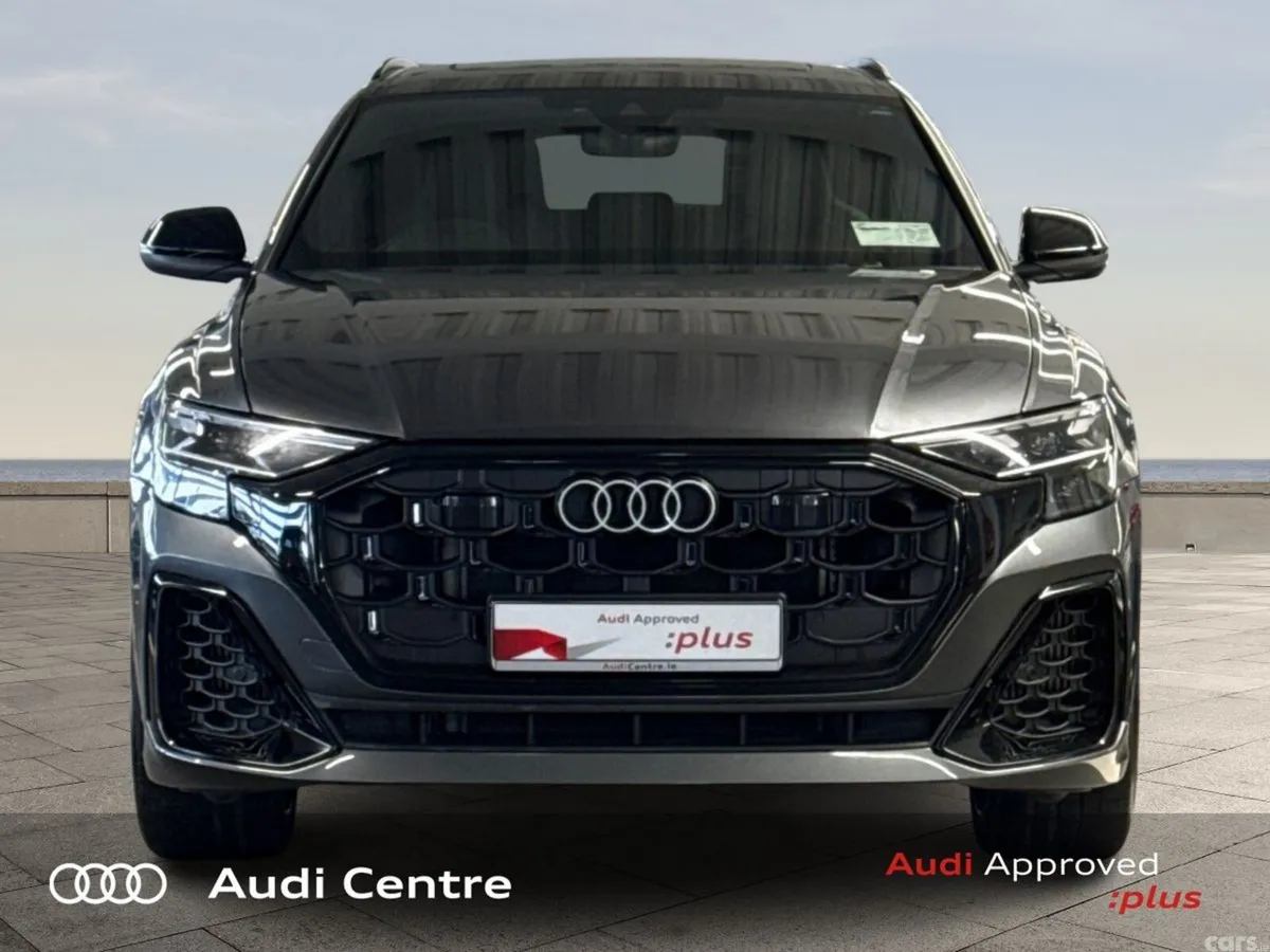 Audi Q8 Hatchback, Petrol Plug-in Hybrid, 2025, Grey