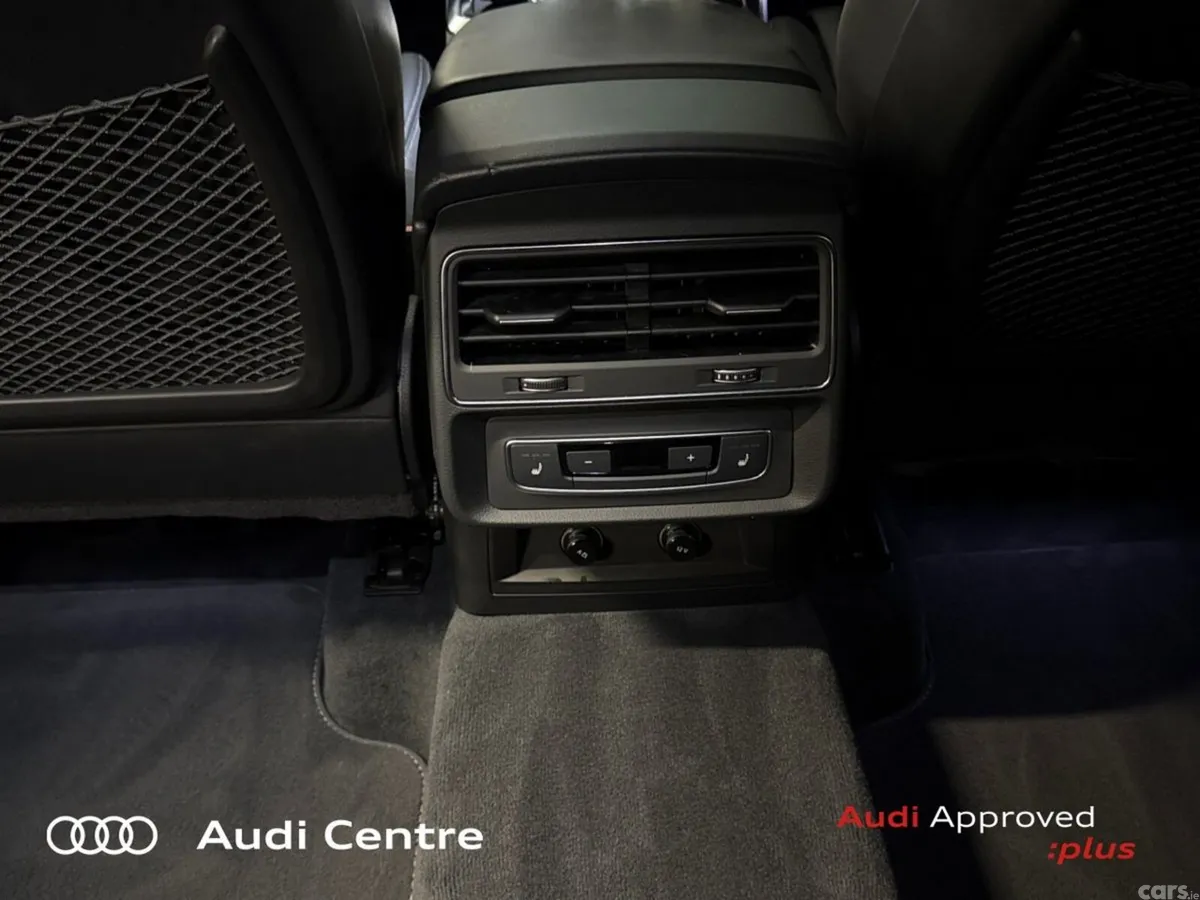 Audi Q8 Hatchback, Petrol Plug-in Hybrid, 2025, Grey