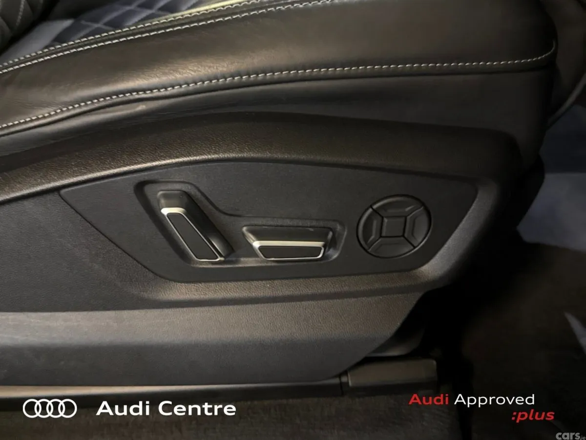 Audi Q8 Hatchback, Petrol Plug-in Hybrid, 2025, Grey
